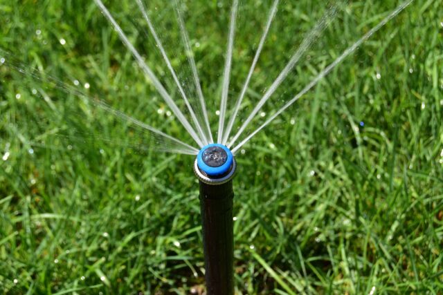 sprinkler-gc79b3c2c2_1920